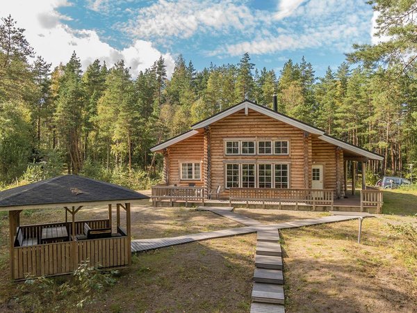 Holiday home in Hämeenlinna from £151 per night