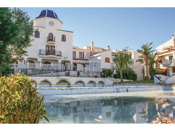 Holiday home in Santa Pola from £54 per night