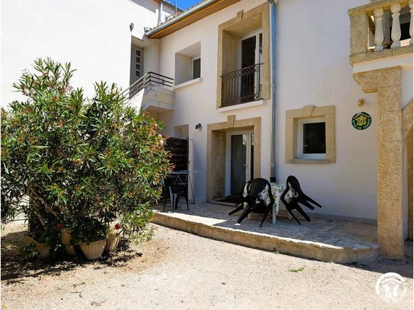 Holiday home in Hérault from £49 per night