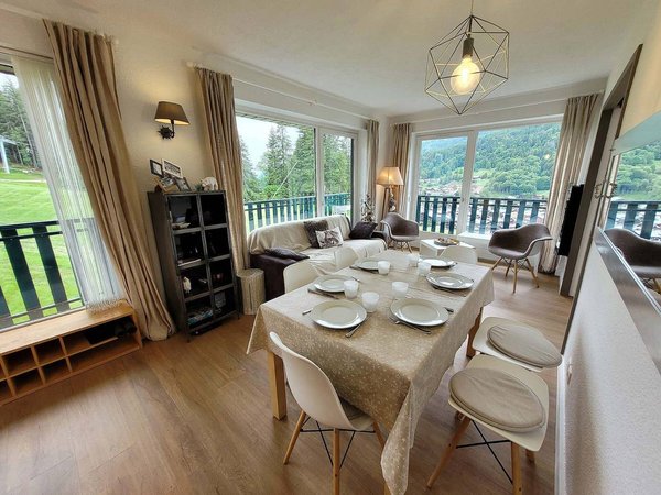 Holiday apartment in Les Gets from £209 per night