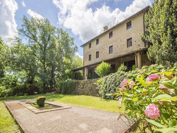 Holiday home in Umbertide from £634 per night