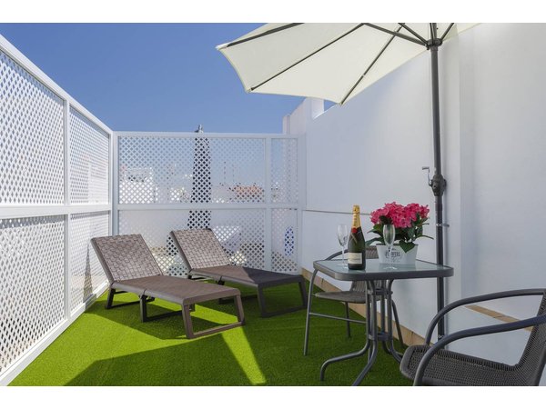 Holiday apartment in Cádiz from £58 per night