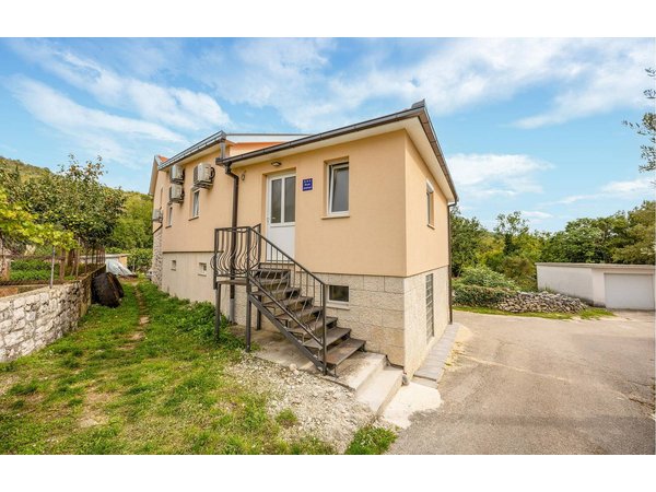 Holiday apartment in Imotski from £33 per night