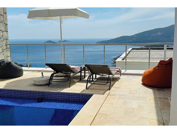 Holiday home in Kaş from £130 per night
