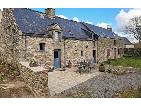 Holiday home in Caden from £55 per night