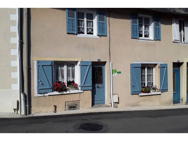 Holiday home in Limousin from £54 per night
