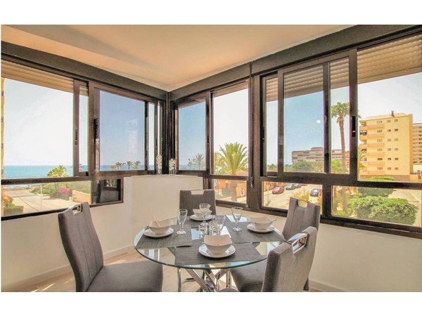 Holiday apartment in Torrevieja from £30 per night