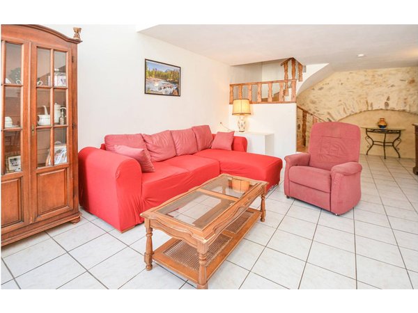 Holiday home in Hérault from £33 per night