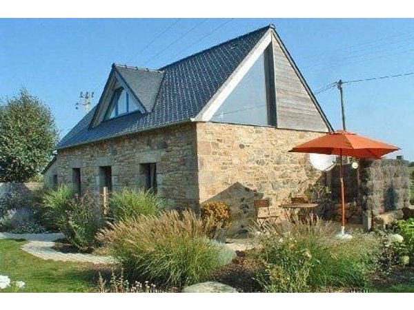 Holiday home in Plougrescant from £54 per night