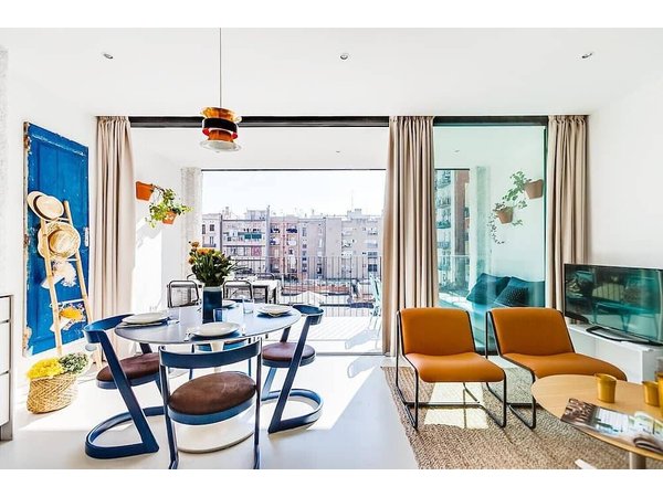 Holiday apartment in Barcelona from £233 per night