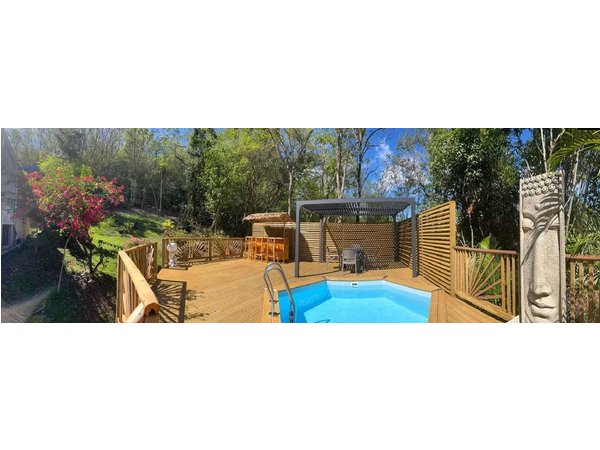 Holiday apartment in Deshaies from £76 per night