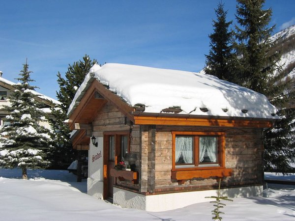 Holiday home in Saas-Grund from £95 per night