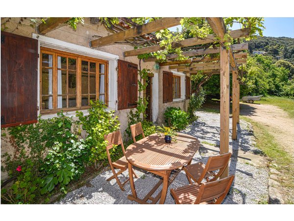 Holiday home in Corse-du-Sud from £41 per night