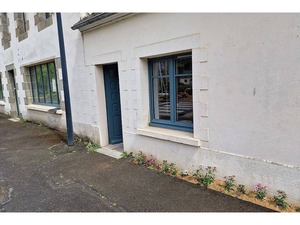 Holiday home in Pontrieux from £48 per night