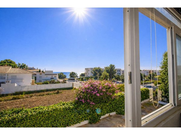 Holiday apartment in Baix Maestrat from £35 per night