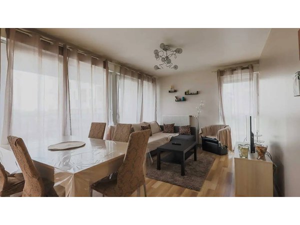 Holiday apartment in Saint-Ouen from £364 per night