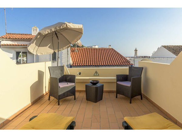 Holiday apartment in Lagoa from £92 per night