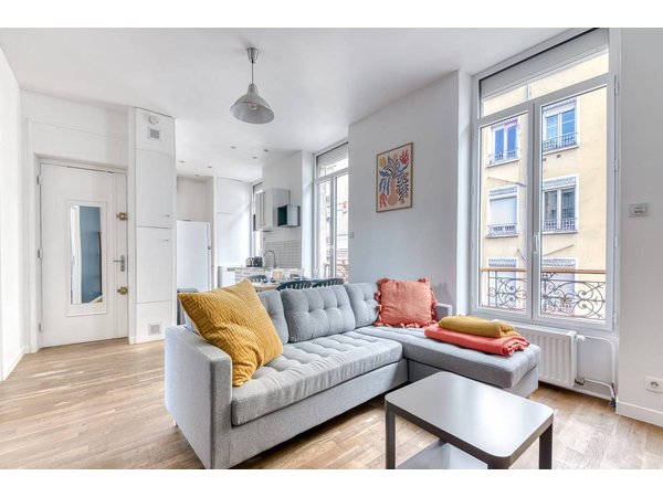 Holiday apartment in Rhône from £86 per night