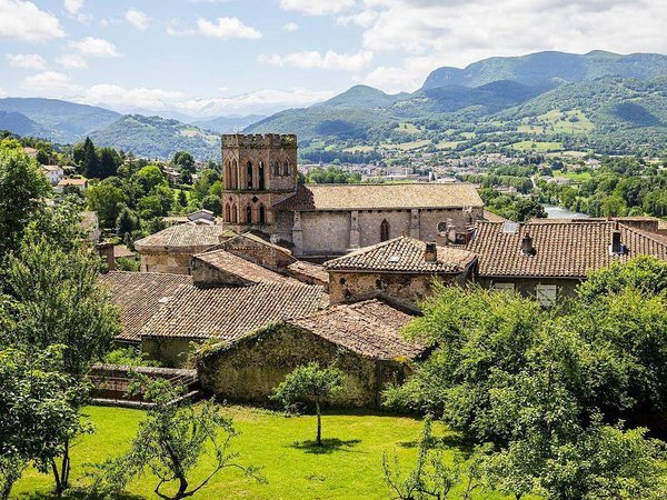 Camping in Ariège from £63 per night