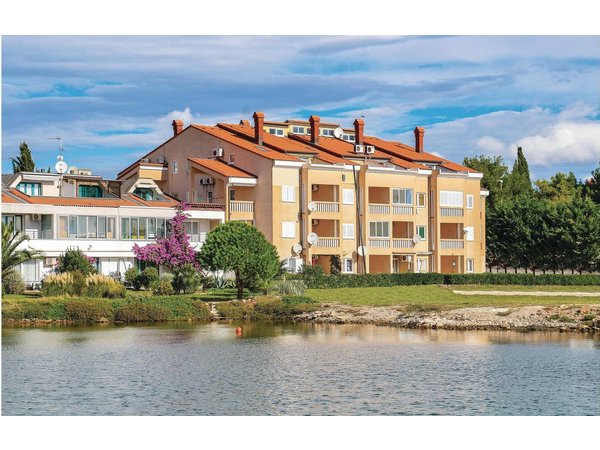 Holiday apartment in Medulin from £34 per night