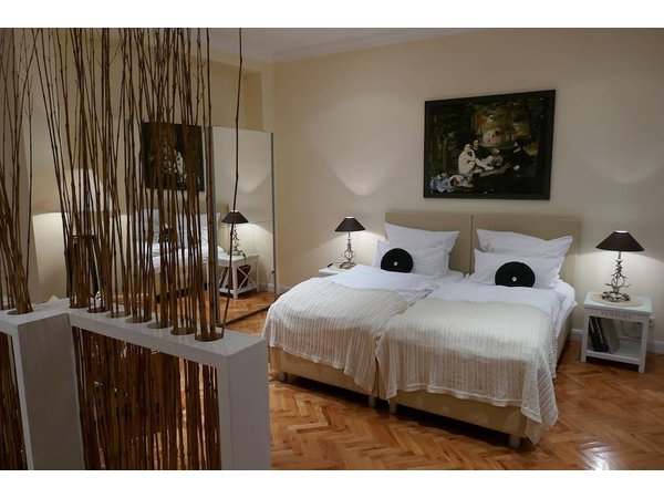 Holiday apartment in Berlin from £152 per night
