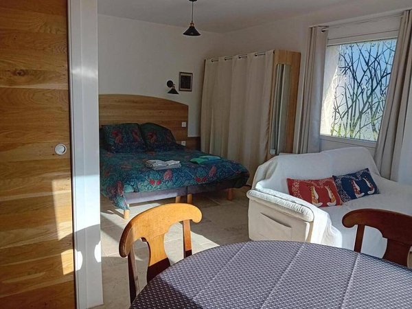 Holiday home in Charente from £54 per night