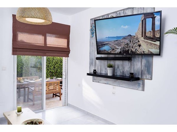 Holiday home in Rhodes from £78 per night