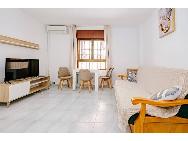 Holiday apartment in Torrevieja from £26 per night