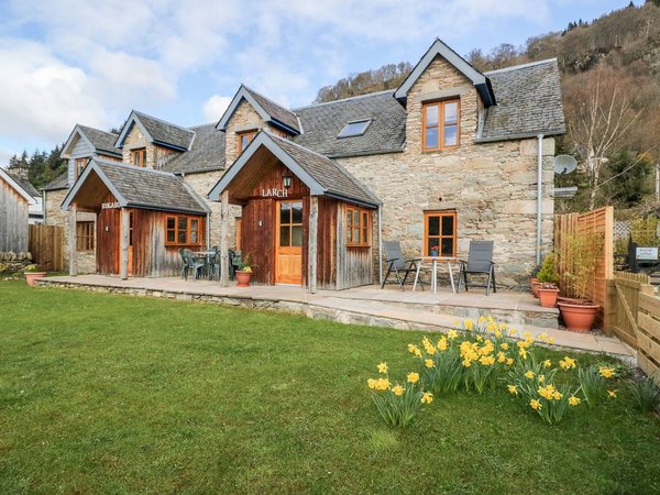Holiday home in Loch Tay from £81 per night