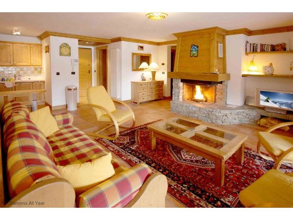 Holiday apartment in Rhone-Alps from £340 per night