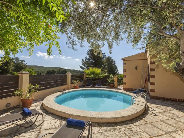 Holiday home in Tarragonès from £117 per night