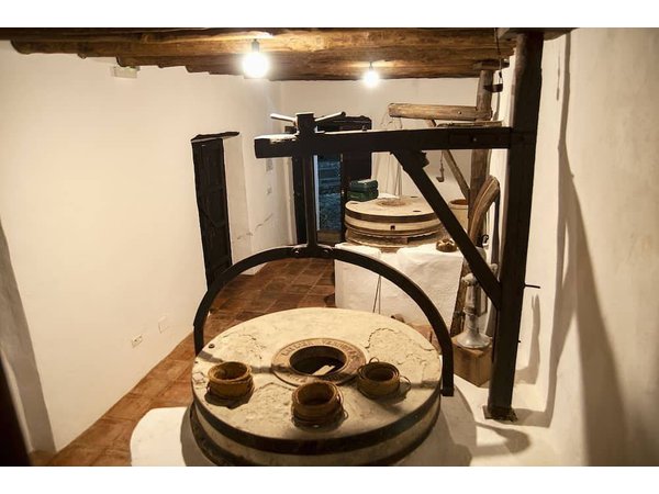 Holiday home in Júzcar from £211 per night