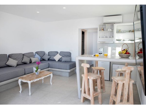 Holiday home in Paros from £66 per night