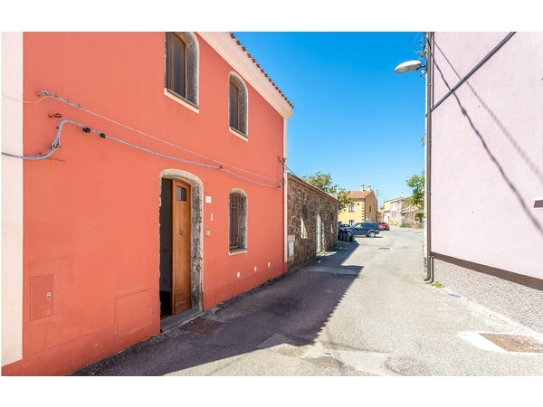 Holiday home in Milis from £57 per night