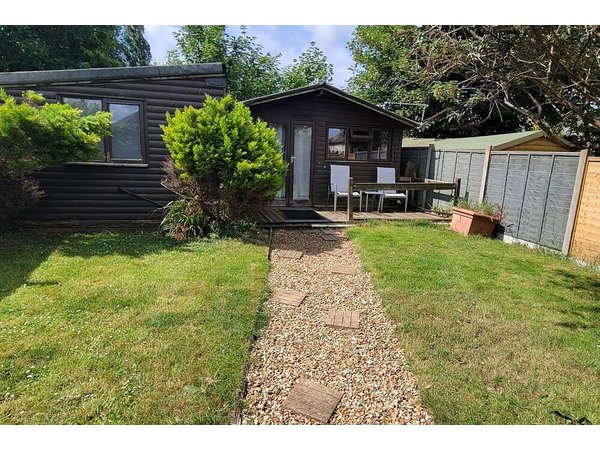 Holiday home in Bournemouth from £76 per night