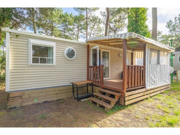 Camping in Les Mathes from £64 per night