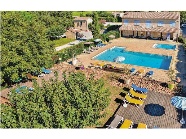 Holiday home in Arles from £36 per night