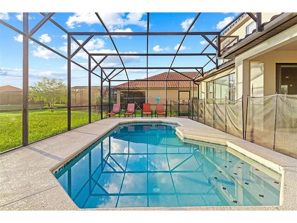 Holiday home in Central Florida from £256 per night