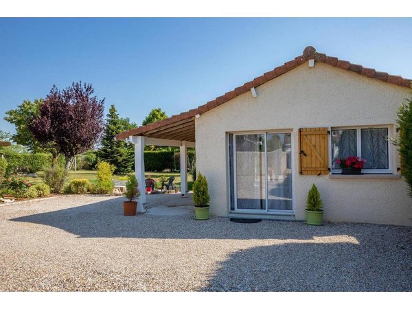 Holiday home in Yvelines from £57 per night