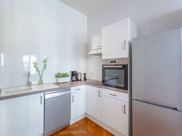 Holiday apartment in Lyon from £185 per night