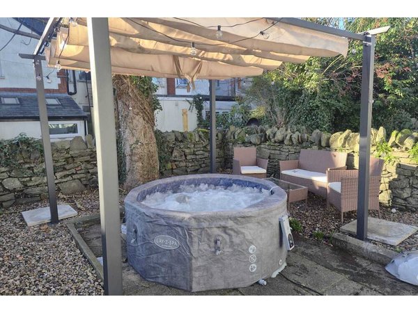 Holiday apartment in Cardiff from £60 per night