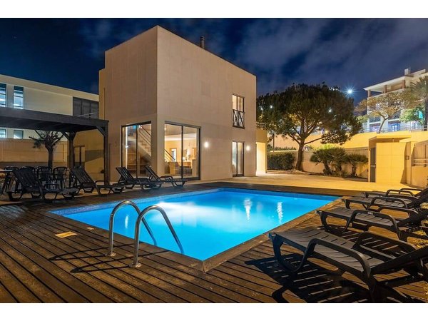Holiday home in Albufeira from £426 per night