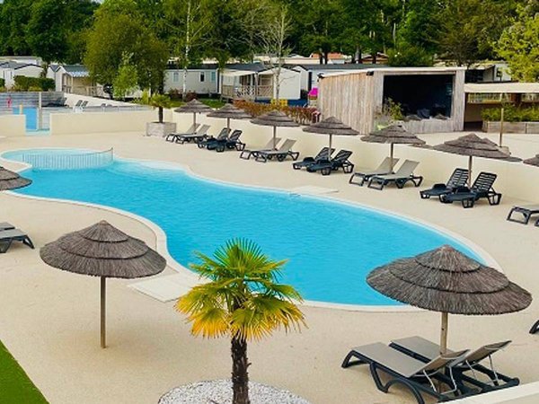 Camping in Vensac from £24 per night