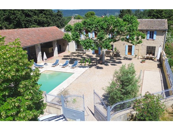 Holiday home in Sablet from £378 per night