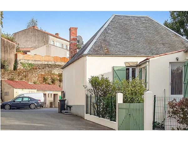 Holiday home in Vendée from £39 per night