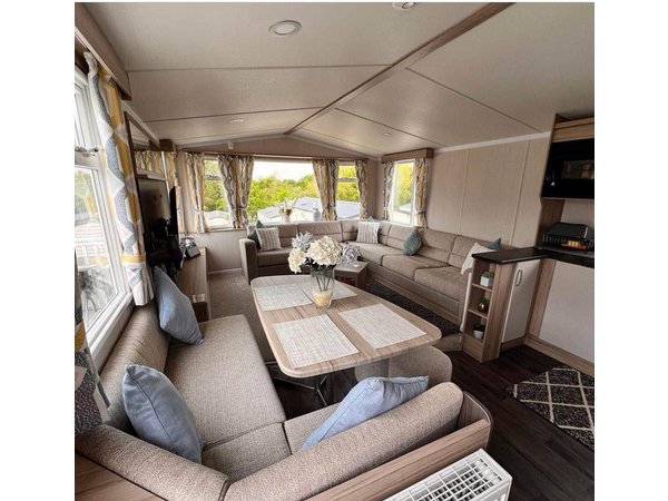 Holiday home in Poole from £115 per night