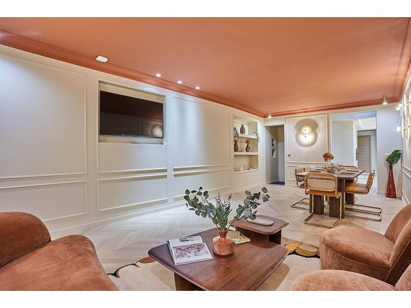 Holiday apartment in Paris from £602 per night