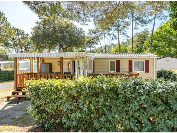 Camping in La Tremblade from £64 per night
