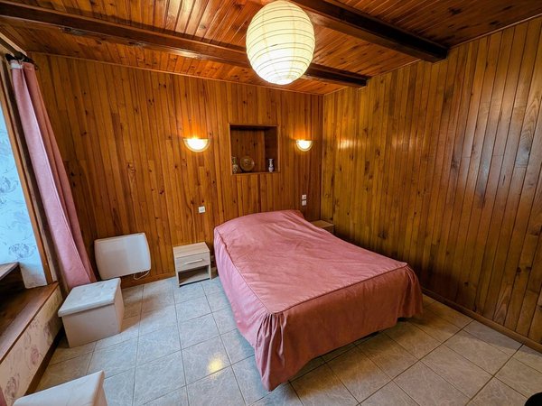 Holiday home in Melin from £56 per night
