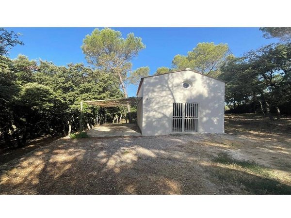 Holiday home in Hérault from £51 per night